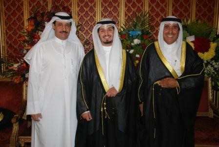محمد العازمي يبارك