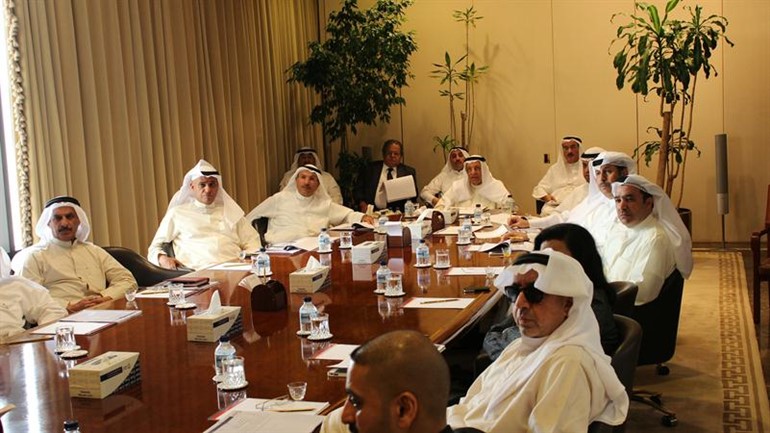الحنيف يتقدم مسؤولي البنك خلال الدورة التعريفية