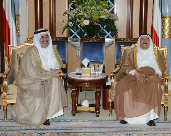 صاحب السمو الامير الشيخ صباح الاحمد مستقبلا رئيس مجلس الوزراء بالانابة ووزير الداخلية الشيخ احمد الحمود ﻿