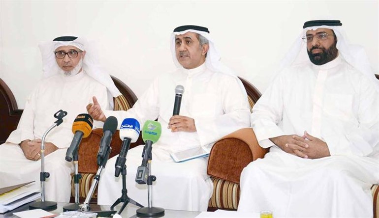 المتحدثون في الندوة 