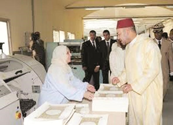الملك يتفقد مطبعة المصحف الشريف﻿