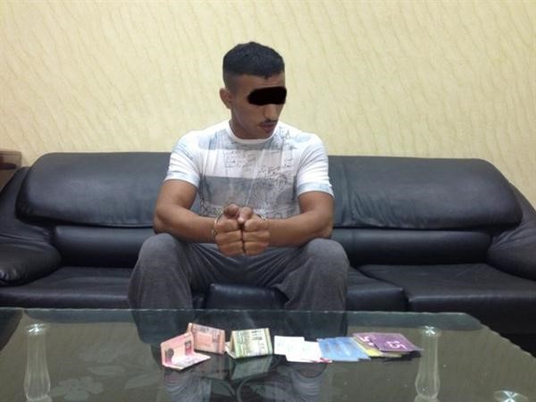 المتهم خلال احتجازه في المخفر﻿