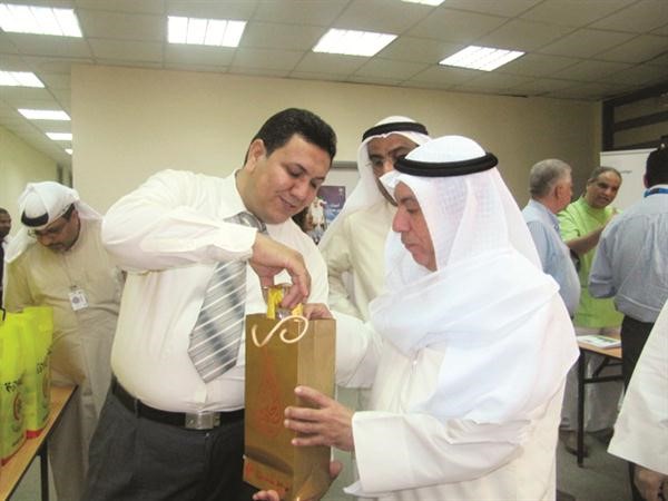 علي الشمري في جناح معجزة الشفاء ﻿