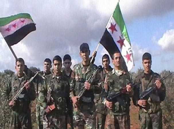 «الحر» يحرر معسكر الإسكان في إدلب ويقتل مئات «النظاميين»