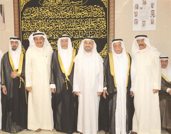 عبدالعزيز المطوع ودفاضل صفر وكامل العوضي يباركون
﻿