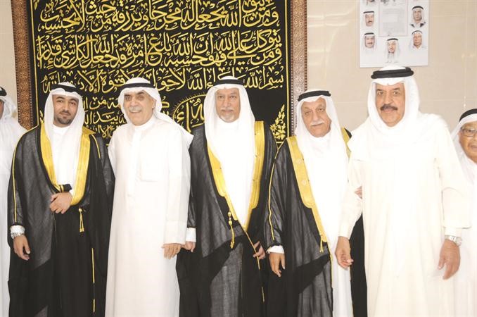 عبدالله الفارس وسيد هاشم الرفاعي يباركان
﻿