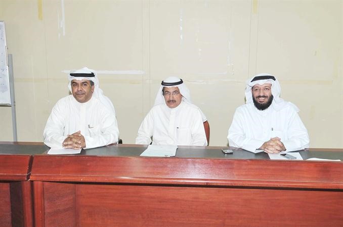 جانب من عمومية الضيافة العقارية اسامة ابوعطية