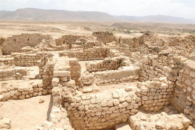 الموقع الاثري في خور روري او سمهرم