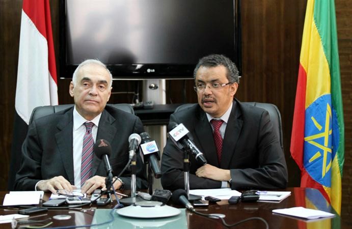  وزير الخارجية المصري ونظيره الاثيوبي خلال مؤتمرهما الصحافي باديس ابابا اول من امس رويترز