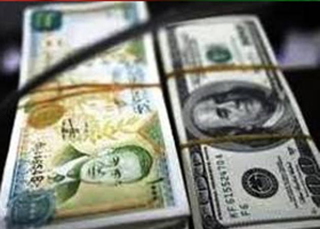 إيران تدعم النظام بمليار دولار  قابلة للزيادة إلى ثلاثة  والعملة السورية تهوي  والدولار يسجل 200 ليرة