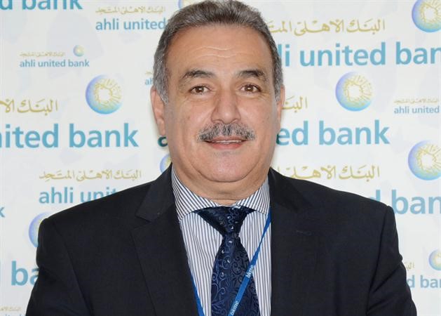 مدحت توفيق ﻿
