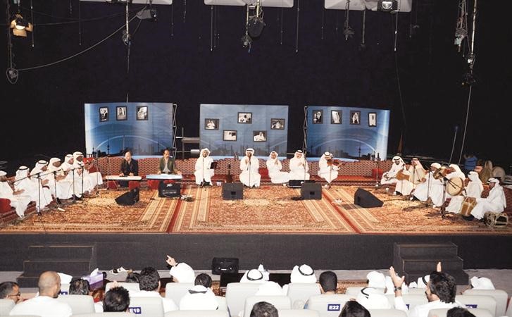  من اجواء الجلسة الغنائية ﻿