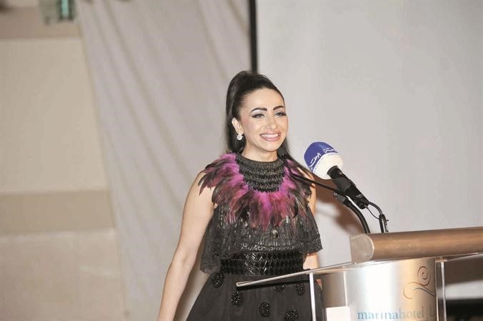 عريفة الحفل اماني البلوشي ﻿