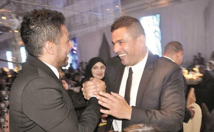 عمرو دياب ومحمد حماقي في حفل الزفاف 