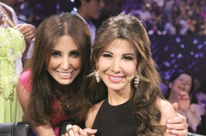نانسي مع والدتها