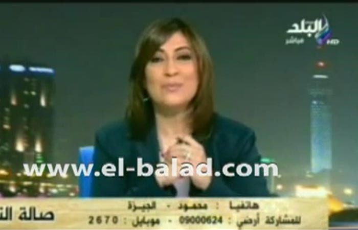 بالفيديو.. متصل يهدد مذيعة مصرية بالقتل: «حنجيب رشاش وحنخلص عليكو كلكوا»