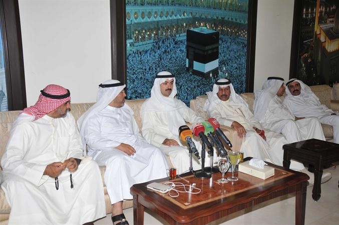 لقطة جماعية لنواب المجلس المبطل في ديوان المري
