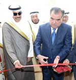 رئيس طاجيكستان والشيخ صباح الخالد خلال افتتاح السفارة﻿