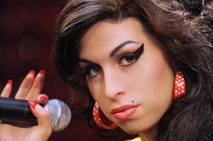 ايمي واينهاوس