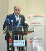 وزير الاستثمار المصري يحيى حامد