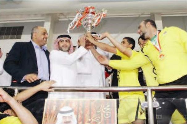 يد الاهلي جمعت الكاس مع الدوري 