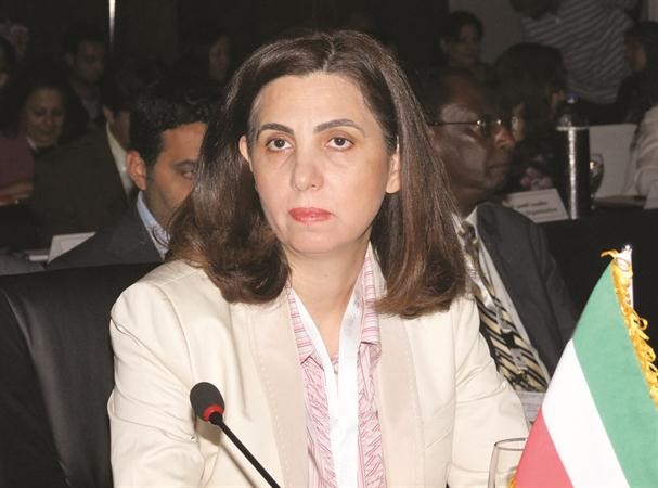  درولا دشتي ﻿