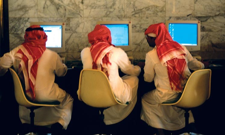 عدد مستخدمي الإنترنت في السعودية يتجاوز 9 ملايين شخص