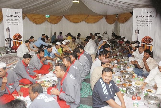 مشروع ولائم الافطار المحلي داخل الكويت﻿