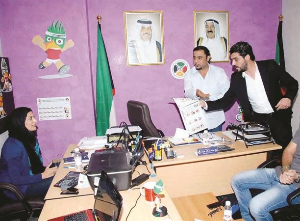 شيماء القلاف تستمع لتوجيهات مدير البطولة ﻿