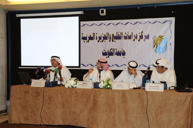 المتحدثون في ندوة الطائفية والقبلية والتنمية 	قاسم باشا﻿