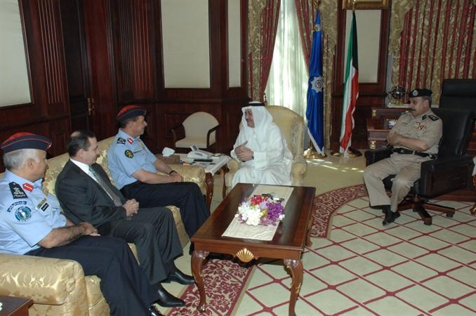 الحمود مستقبلا الوفد الاردني الزائر بحضور سفير الكويت لدى الاردن﻿