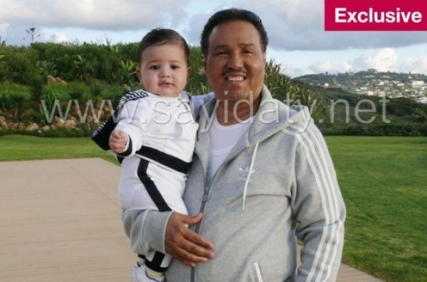 الصور الأولى لخالد ابن محمد عبده من زوجته الجزائرية