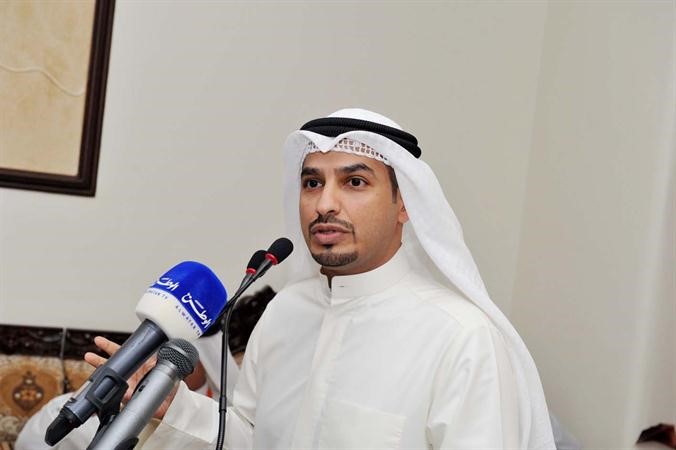 دانور الشريعان متحدثا للحضور	متين غوزال﻿