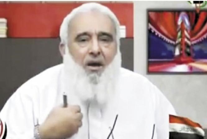 بالفيديو.. «أبوإسلام» يعتذر لـ «البرادعي وحمدين وعمرو موسى» 