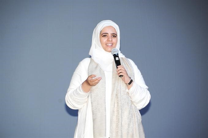 عائشة مبارك فريال حماد