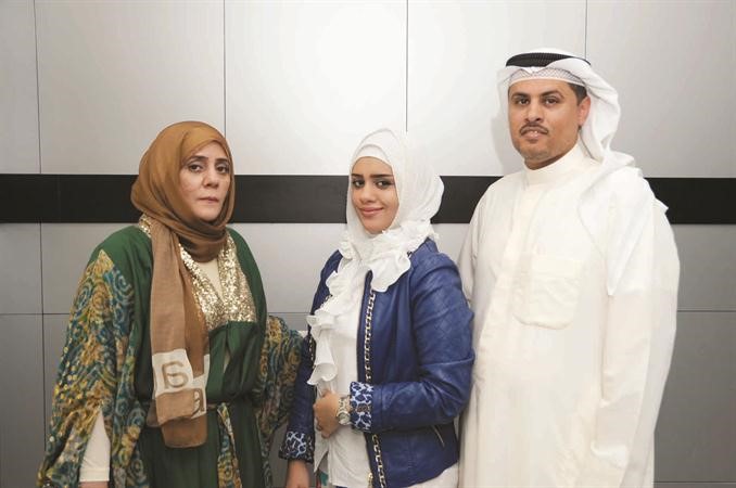 بلقيس الغانم مع اسرتها	سالم الشمري﻿