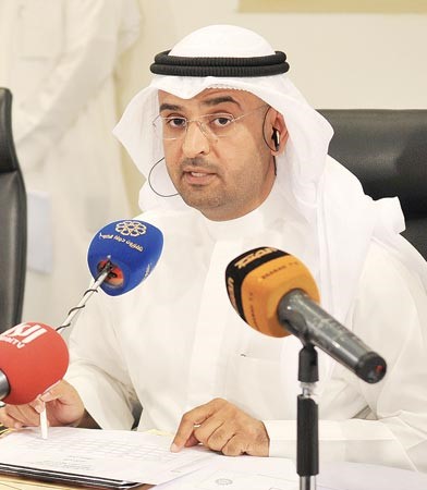 دنايف الحجرف يعلن اسماء المتفوقين خلال المؤتمر الصحافي امسسعود سالم
