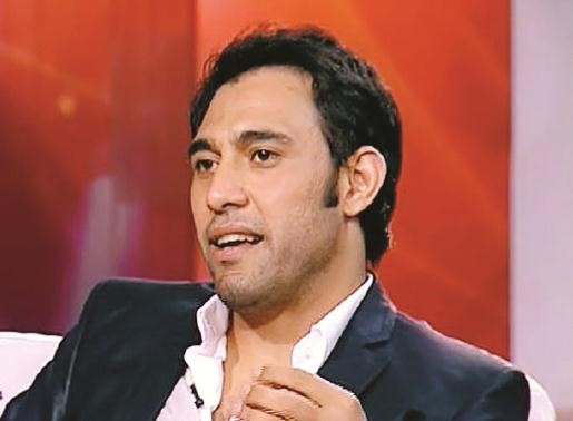 عمرو مصطفى﻿