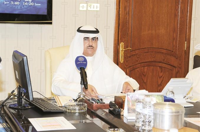 وكيل التلفزيون الشيخ فهد المبارك اثناء المؤتمر 	قاسم باشا﻿