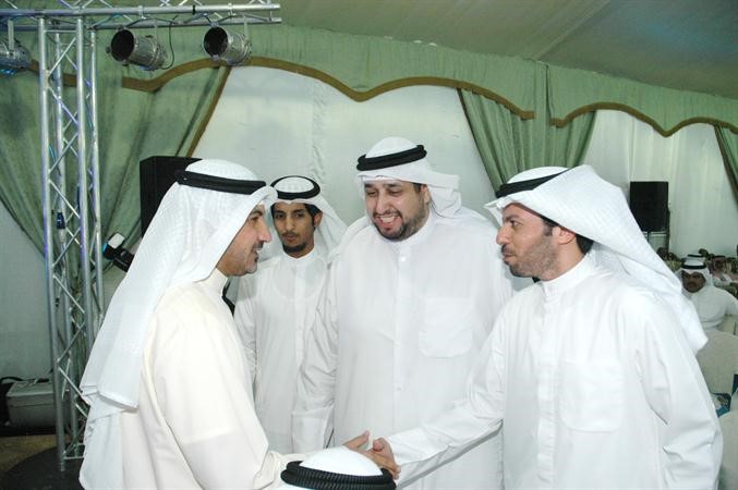 احمد الشريع مع بعض الحضور