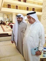 الشيخ عيسى بن راشد خلال جولة في البطولة 