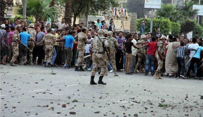 البورصة المصرية تفقد 10.9 مليارات جنيه تأثراً بأحداث «الحرس الجمهوري»