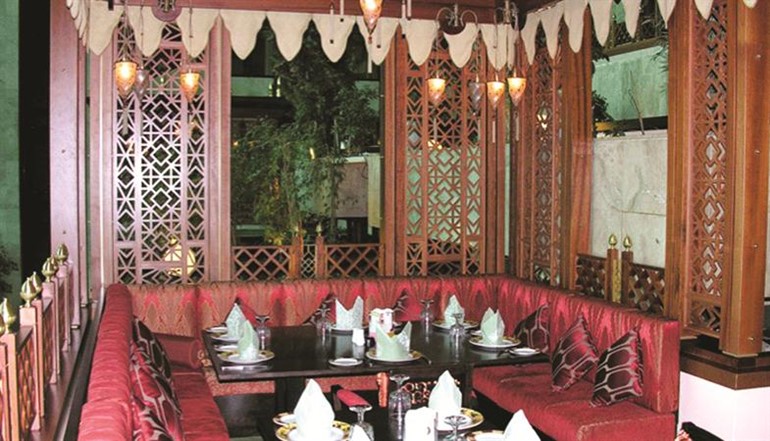 رمضان غير مع فندق كراون بلازا الكويت