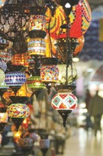 رمضان غير مع فندق كراون بلازا الكويت