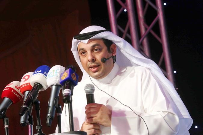 يعقوب الصانع متحدثا للحضور