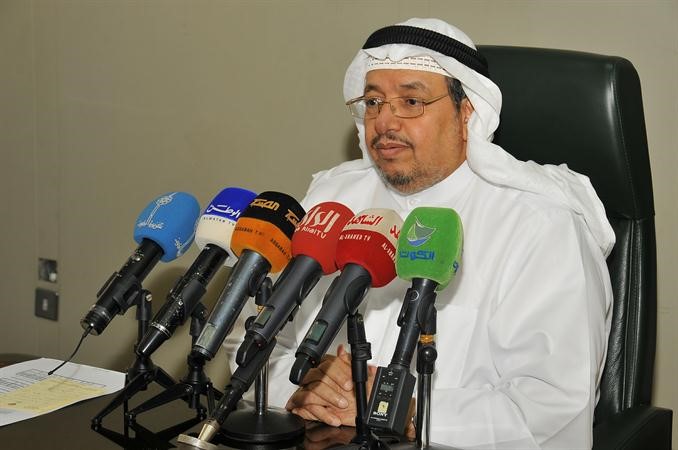 دعادل الفلاح يلقي كلمة لدى توقيع العقد
