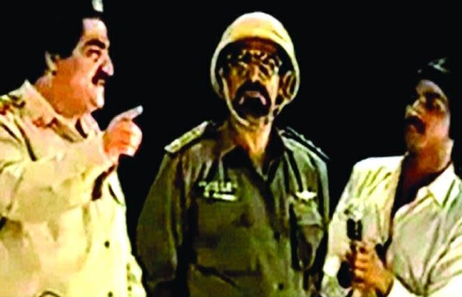 في مسرحية مخروش طاح بكروش