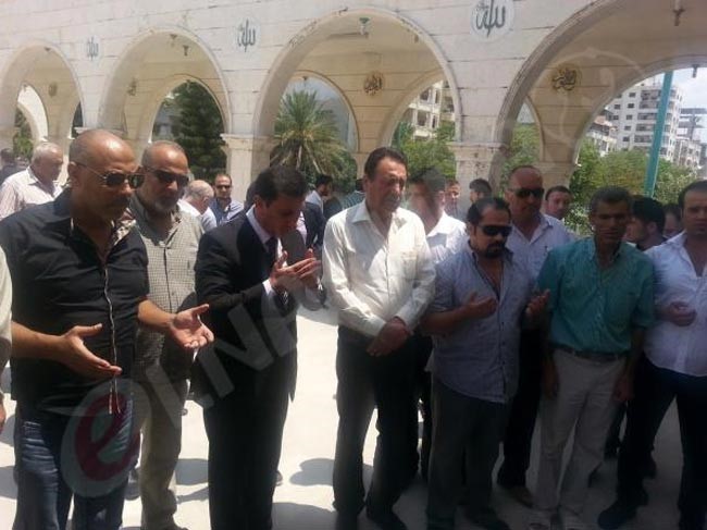 بالصور.. تشييع الراحل نضال سيجري .. اللاذقية تودع إبنها 