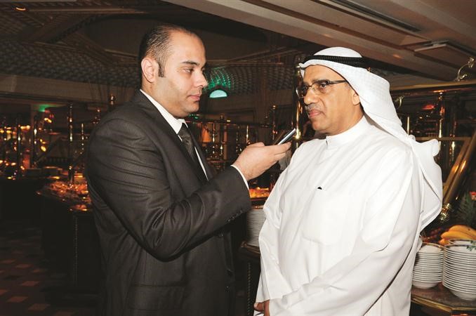 سامي الرشيد متحدثا للزميل احمد مغربي قاسم باشا