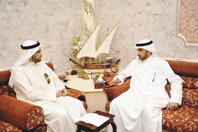 احمد الشريع متحدثا للزميل محمد راتب